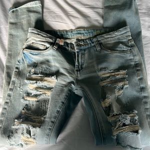 Blank NYC skinny jeans distressed